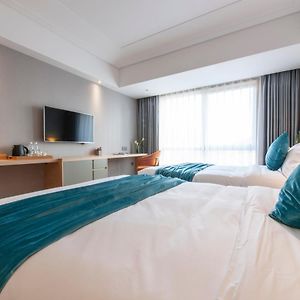 Small Twin Room